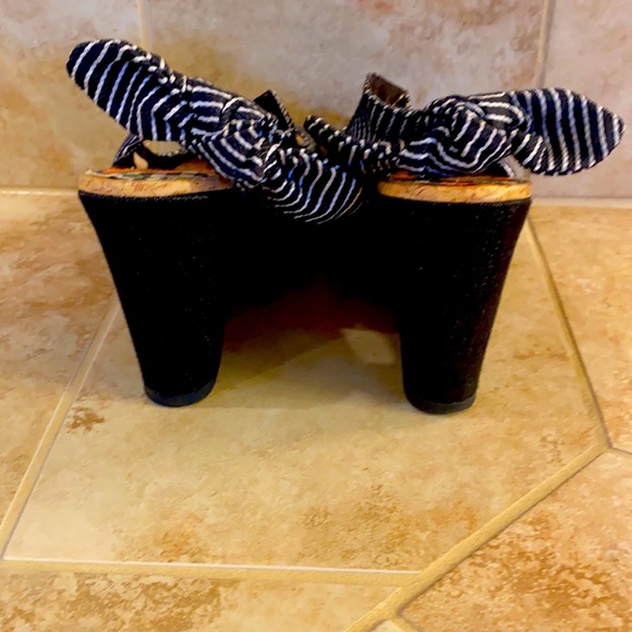 Wedges - Picture 2 of 4